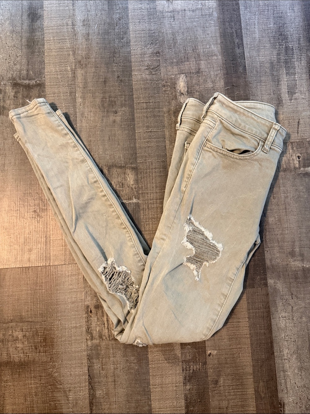 Sage green 4L distressed American Eagle Skinny Jeans. Only worn a few times